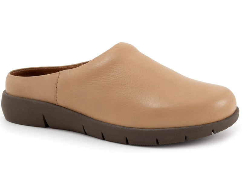 Softwalk Andria - Womens Clogs Beige (154)