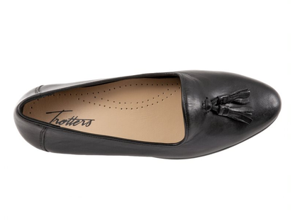 Trotters Liz Tassel - Women's Loafer