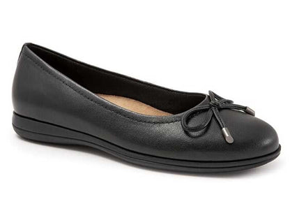 Trotters Dellis - Women's Loafer